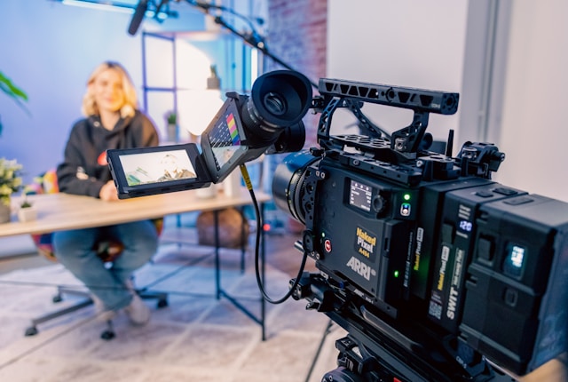 5 Benefits of Corporate Video Production for Internal Communications